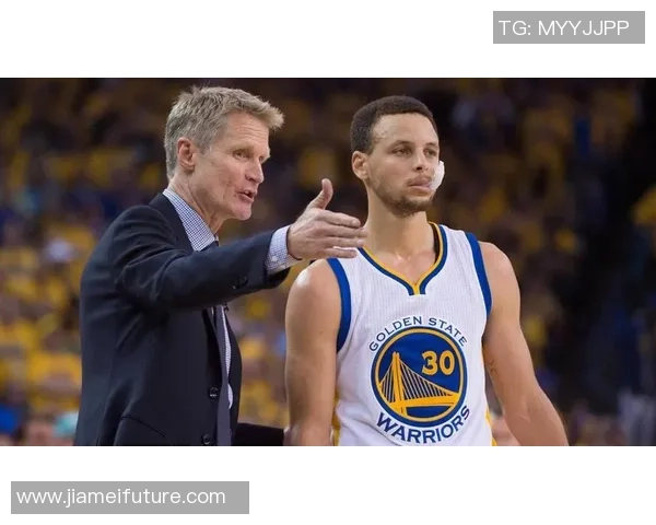 现在勇士库里当家，科尔是教练，就会一向打所谓的传切！